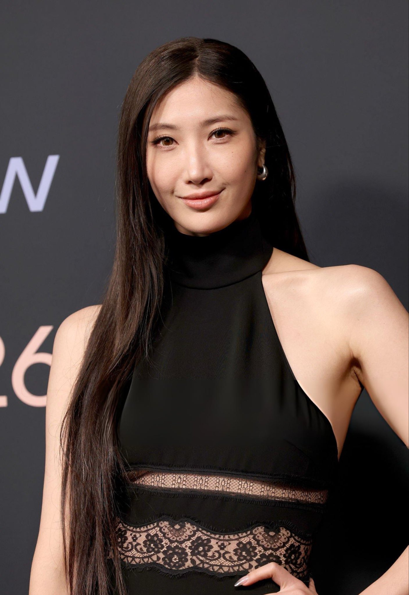 Người phụ nữ bị cả H&agrave;n Quốc từ chối l&agrave;m n&ecirc;n lịch sử ở Grammy, k&egrave;n v&agrave;ng đầu ti&ecirc;n của Kpop kh&ocirc;ng phải tr&ograve; đ&ugrave;a!- Ảnh 5.