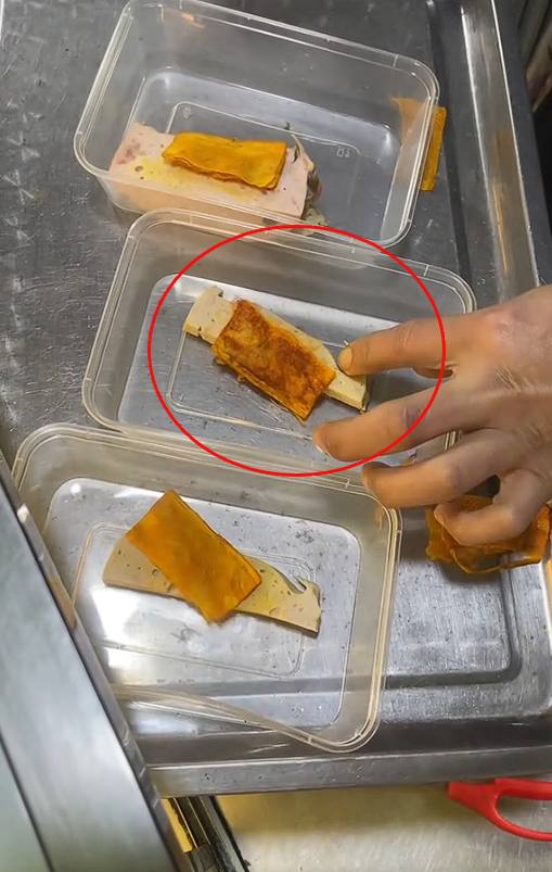 X&ocirc;n xao c&aacute;ch d&ugrave;ng nghệ kiểm tra gi&ograve; chả chứa h&agrave;n the: C&oacute; phải l&agrave; giải ph&aacute;p chọn thực phẩm an to&agrave;n để người ti&ecirc;u d&ugrave;ng y&ecirc;n t&acirc;m dịp Tết?- Ảnh 2.