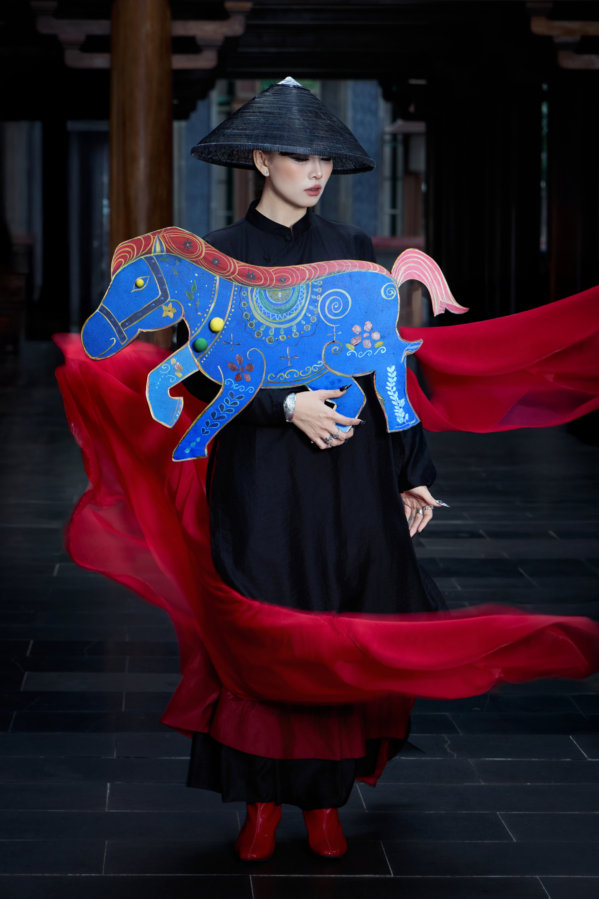 Bắt trend l&agrave;m ngựa giấy phục vụ c&aacute;c n&agrave;ng thơ "sống ảo" dịp Tết: K&iacute;n lịch, kiếm tiền cỡ n&agrave;o?- Ảnh 3.