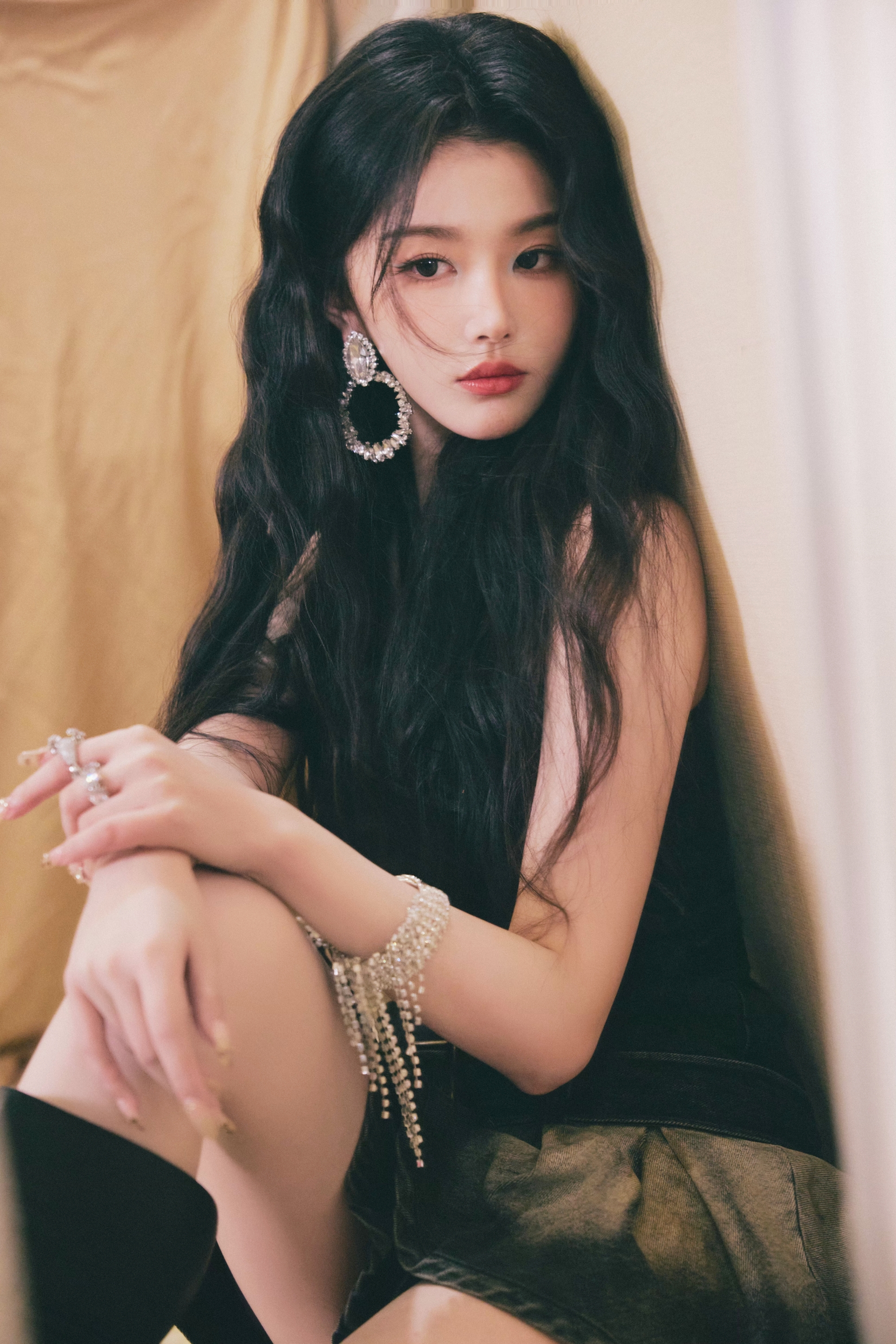 Cả showbiz chưa thấy ai d&aacute;m ch&ecirc; mỹ nh&acirc;n n&agrave;y: Nhan sắc qu&yacute; hơn kim cương ch&acirc;u b&aacute;u, thua c&ocirc;ng ch&uacute;a mỗi c&aacute;i t&ecirc;n- Ảnh 9.