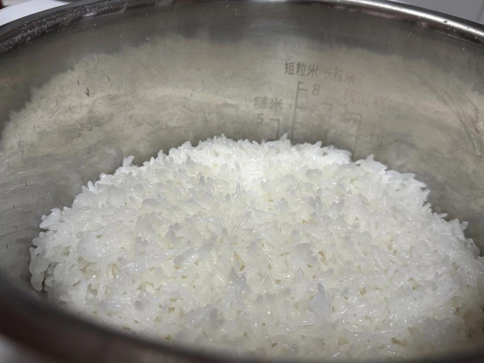 B&iacute; quyết để c&oacute; b&aacute;t cơm ngon: Chỉ cần lưu &yacute; c&aacute;c chức năng n&agrave;y tr&ecirc;n nồi cơm điện l&agrave; cơm sẽ ngon tuyệt!- Ảnh 8.