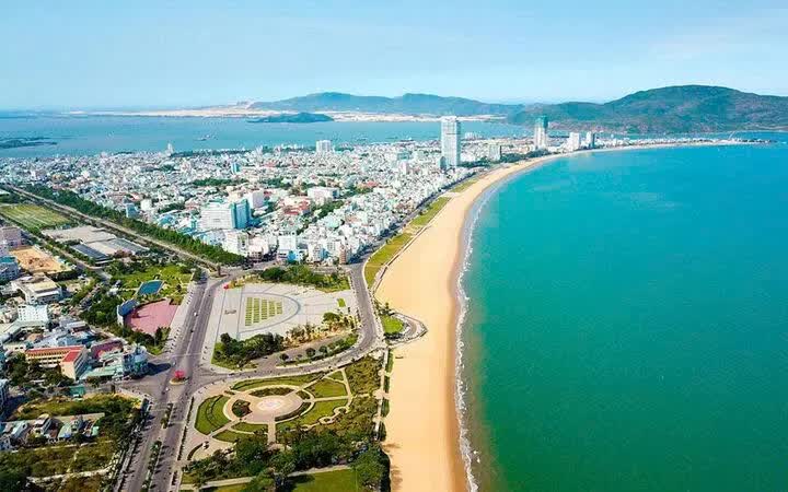 Gia Lai khơi th&ocirc;ng nguồn lực v&agrave; khai th&aacute;c hiệu quả tiềm năng, thế mạnh, lợi thế kh&aacute;c biệt để ph&aacute;t triển đột ph&aacute; về du lịch.