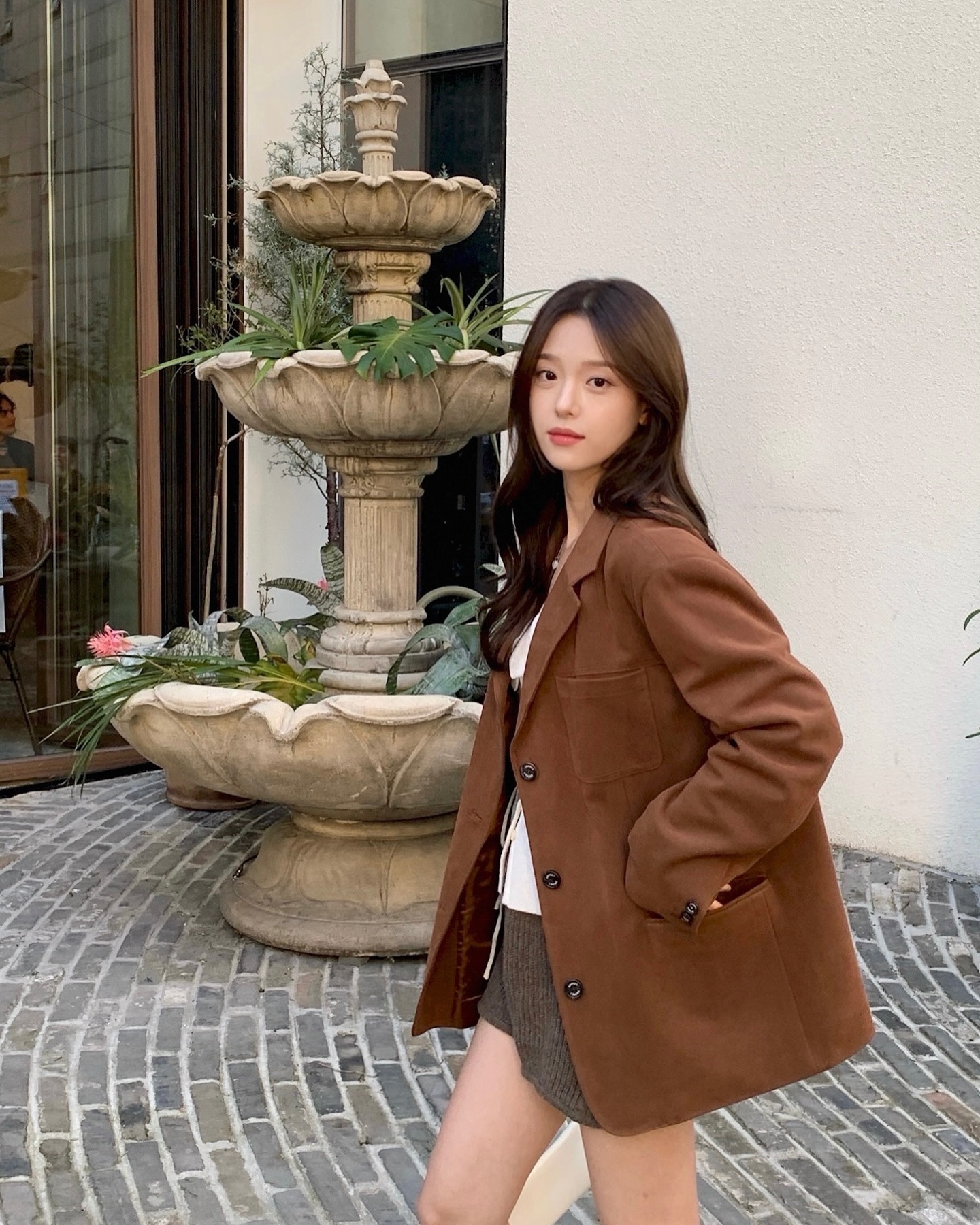 5 gam m&agrave;u trang phục l&ecirc;n h&igrave;nh 