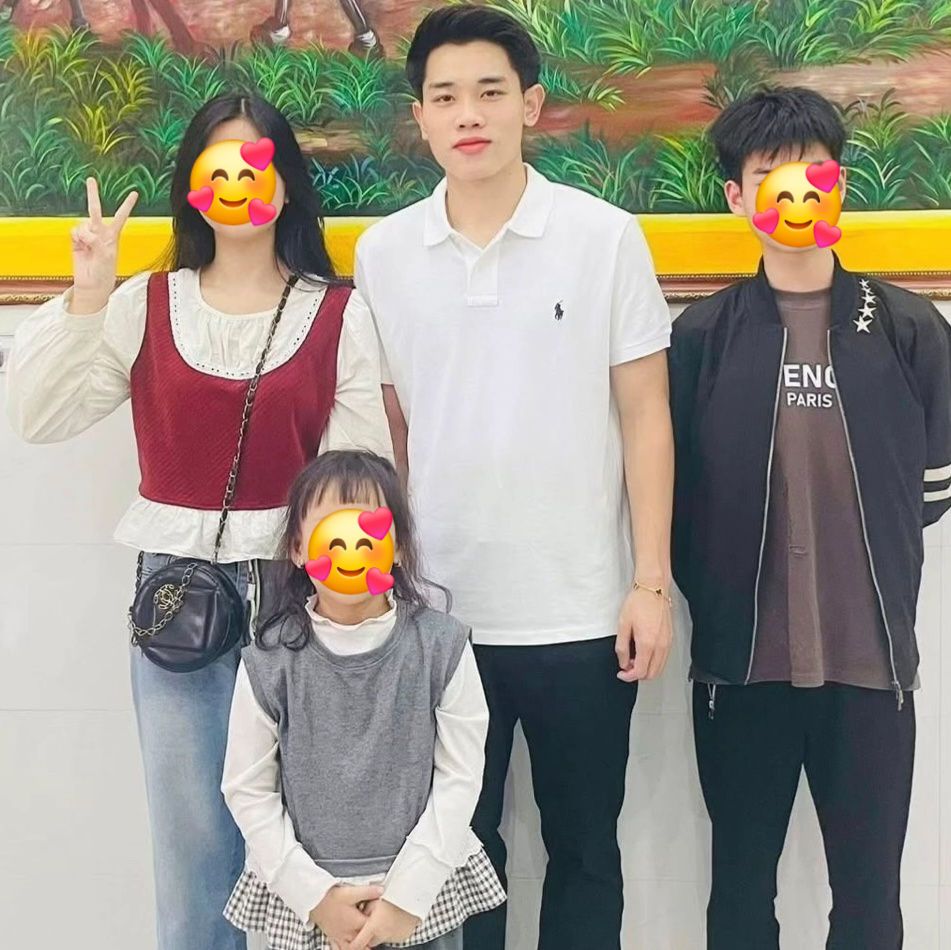 Đ&igrave;nh Bắc khoe visual s&aacute;ng bừng, g&acirc;y sốt khi về qu&ecirc; đ&oacute;n Tết muộn- Ảnh 1.