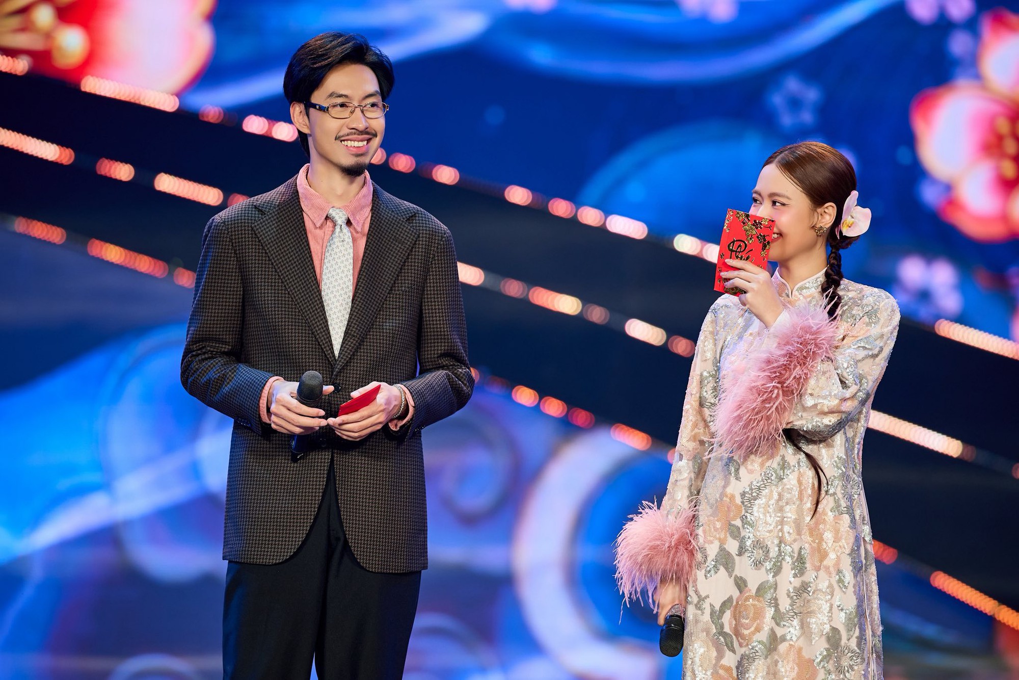 Ho&agrave;ng Thuỳ Linh v&agrave; Đen V&acirc;u c&ocirc;ng khai?- Ảnh 5.