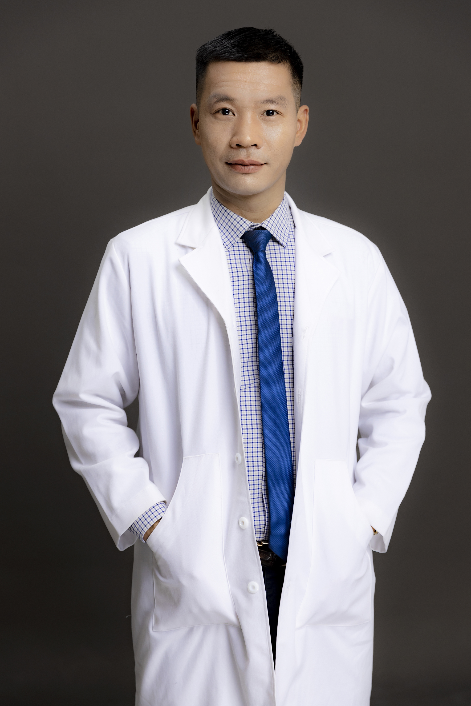 B&aacute;c sĩ chuy&ecirc;n phẫu thuật tạo h&igrave;nh thẩm mỹ: ''Xin mọi người đừng sửa&hellip;'' v&agrave; quan điểm ''dao k&eacute;o thuận tự nhi&ecirc;n'' d&agrave;nh cho người muốn đi l&agrave;m đẹp- Ảnh 1.