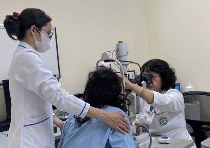 Nguy cơ m&ugrave; vĩnh viễn v&igrave; ph&aacute;o nổ- Ảnh 1.