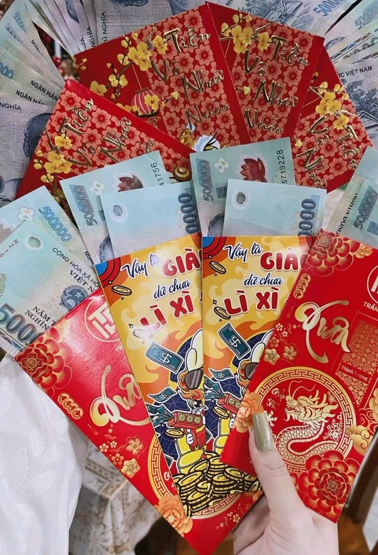 Cầm 15 triệu tiền l&igrave; x&igrave; của con, t&ocirc;i nhận ra 1 điều- Ảnh 1.