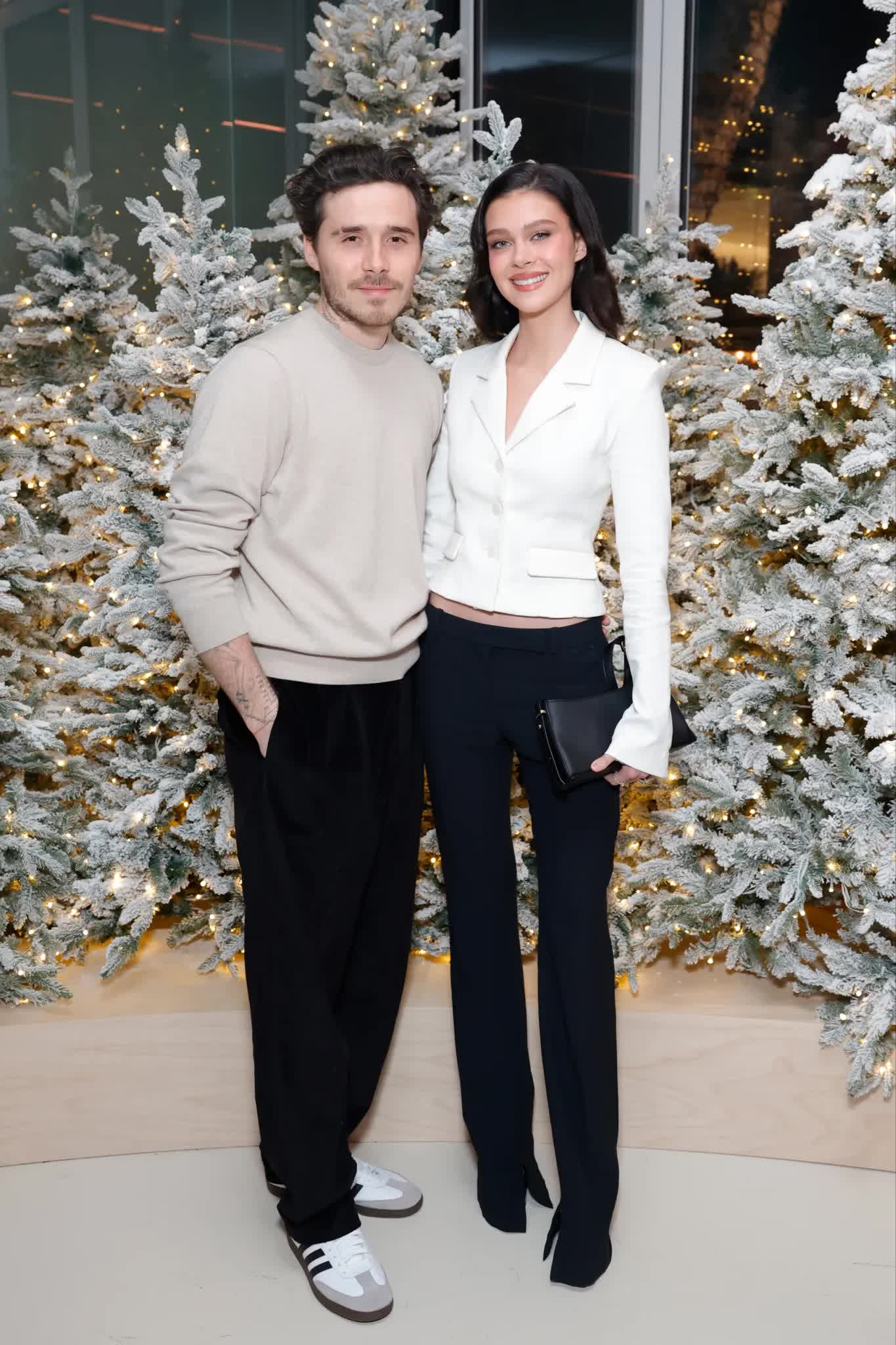 Hết đường cứu v&atilde;n: Romeo Beckham tuy&ecirc;n chiến