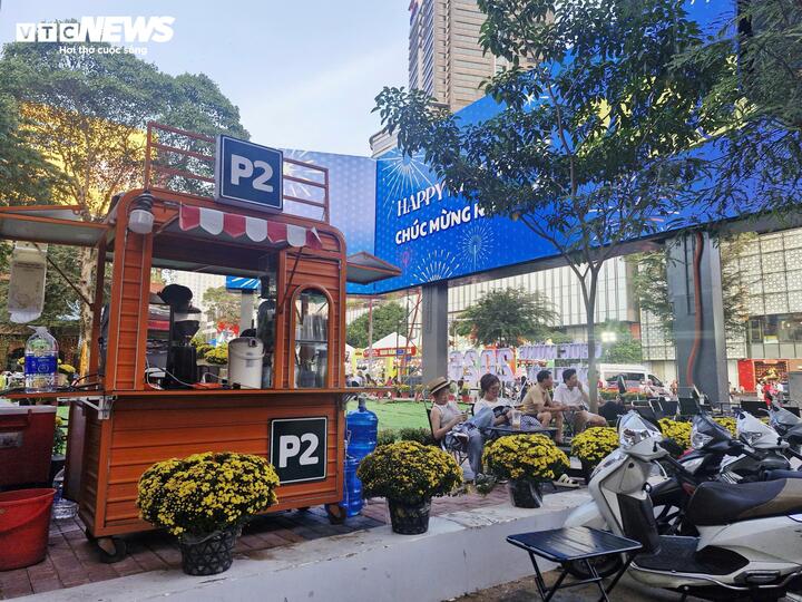 Diện mạo kh&aacute;c lạ của khu đất 'qu&acirc;y t&ocirc;n' hơn 2 thập kỷ ở trung t&acirc;m TP.HCM- Ảnh 11.