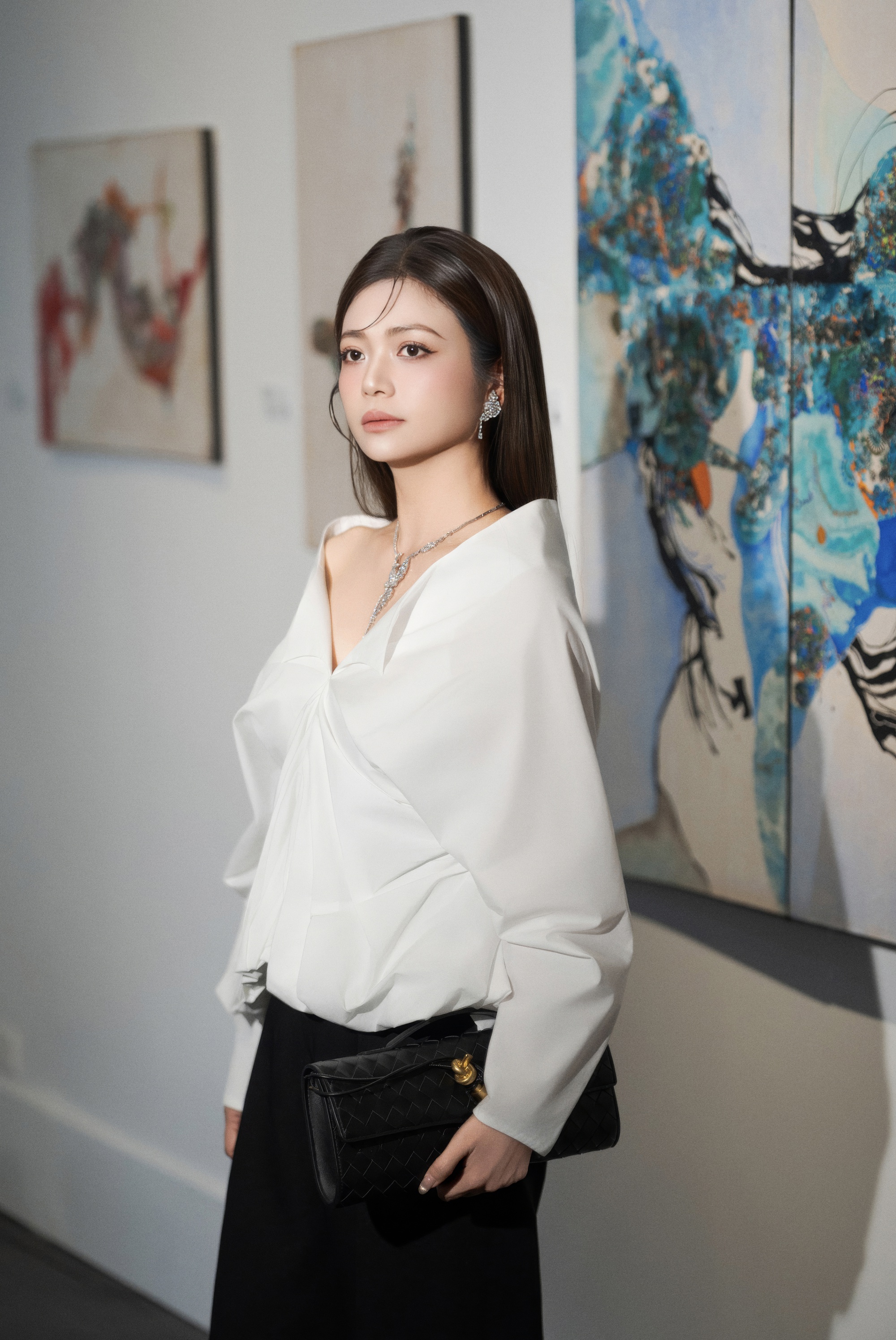 Kiều Anh v&agrave; những thước lụa kể c&acirc;u chuyện của một người phụ nữ đủ "ch&iacute;n"- Ảnh 5.