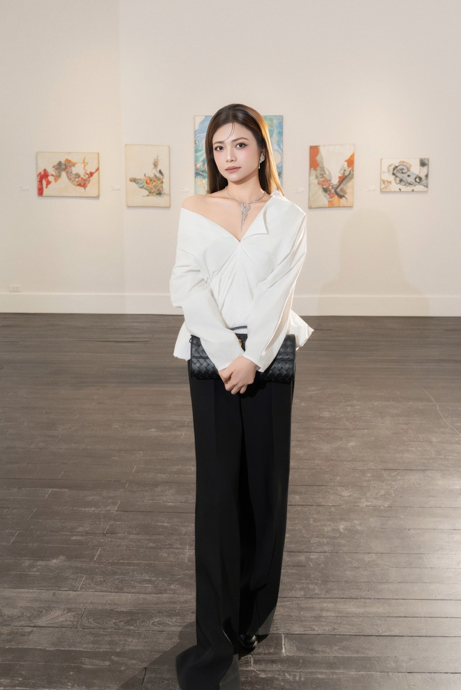 Kiều Anh v&agrave; những thước lụa kể c&acirc;u chuyện của một người phụ nữ đủ "ch&iacute;n"- Ảnh 6.