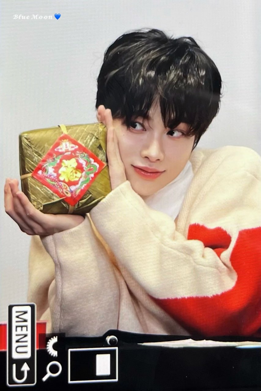 Thần tượng đ&aacute;ng tự h&agrave;o của Việt Nam: Lu&ocirc;n tự h&agrave;o về qu&ecirc; hương xứ sở- Ảnh 2.