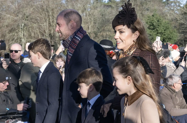 Dạy con kiểu Ho&agrave;ng gia: Th&uacute; nhận "ngợp" v&igrave; 3 nh&oacute;c tỳ kể lể qu&aacute; nhiều v&agrave; b&agrave;i học của Th&acirc;n vương William khiến cha mẹ n&agrave;o cũng gật g&ugrave;- Ảnh 2.