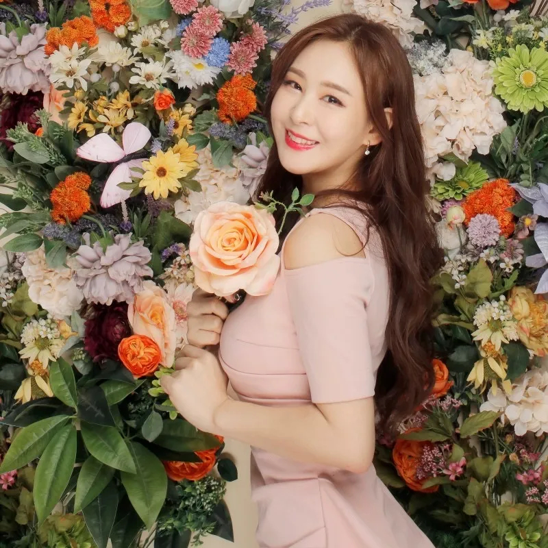 Nữ ca sĩ 9X ly hôn đúng mùng 4 Tết: “Tôi không làm tròn bổn phận 1 người vợ”- Ảnh 3. Nữ ca sĩ 9X ly hôn đúng mùng 4 Tết: “Tôi không làm tròn bổn phận 1 người vợ”- Ảnh 3.