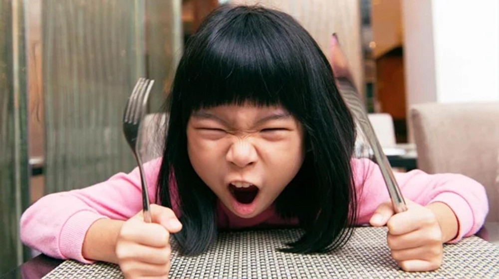 3 tuổi kh&ocirc;ng uốn, 4 tuổi kh&oacute; sửa: Những h&agrave;nh vi TRẺ NGHỊCH n&agrave;y phải dạy ngay, đừng đợi g&acirc;y họa rồi mới hối hận- Ảnh 2.