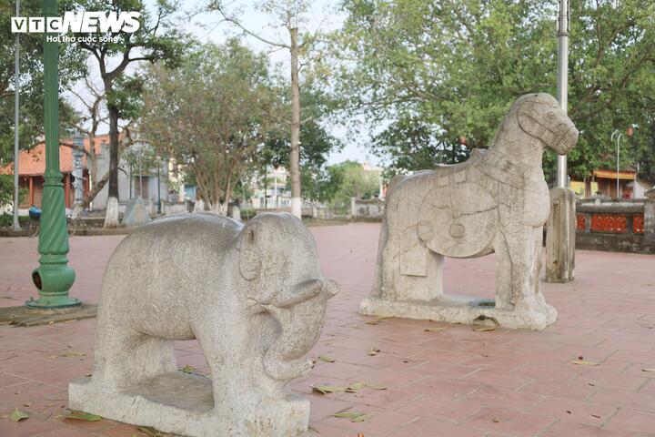 Chi&ecirc;m ngưỡng những pho tượng cổ độc đ&aacute;o trong đền thờ danh tướng Yết Ki&ecirc;u- Ảnh 25.