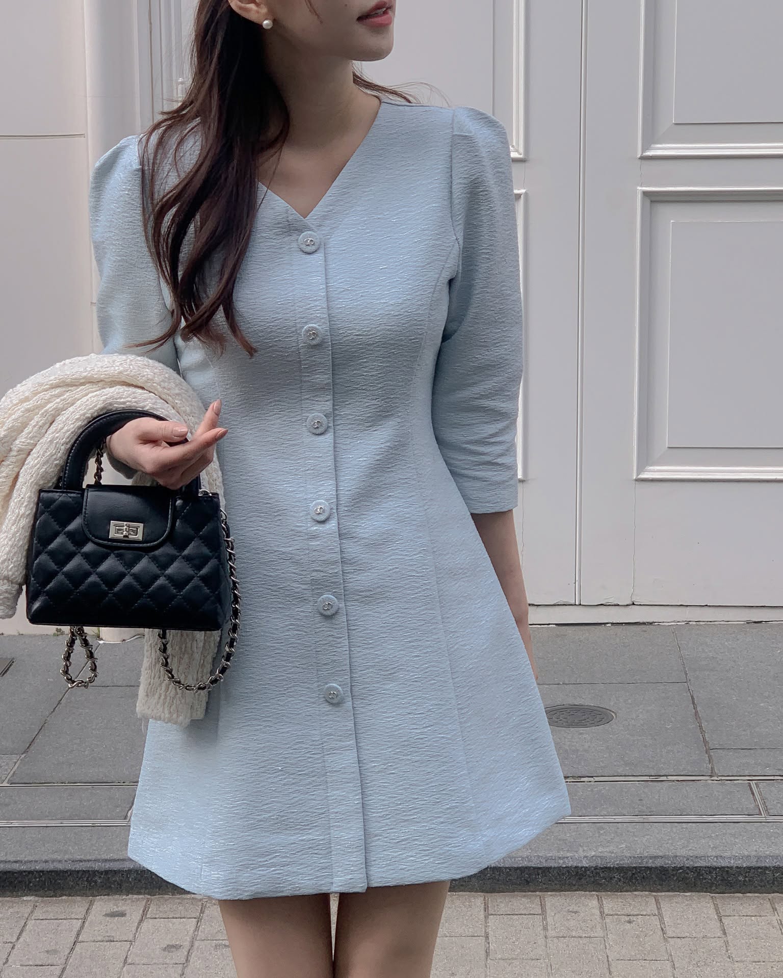 5 m&oacute;n phụ kiện mix với v&aacute;y sẽ tăng gấp 10 lần độ sang chảnh, rất cần khi l&ecirc;n đồ du xu&acirc;n- Ảnh 6.