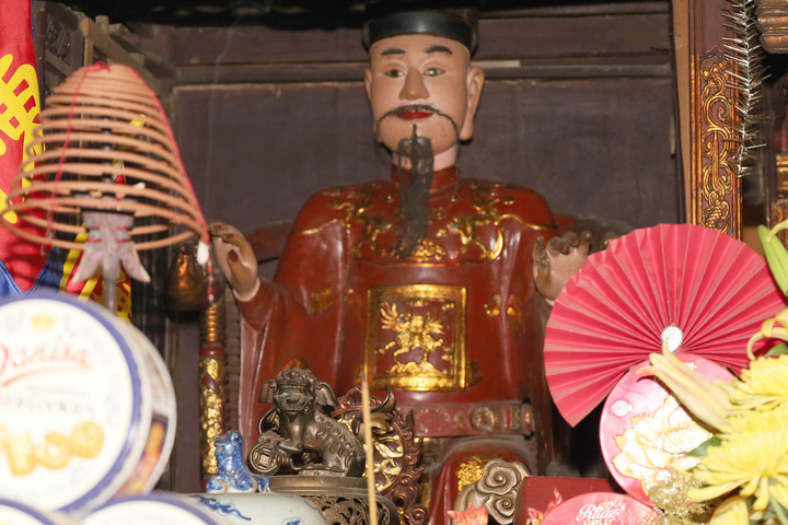 Chi&ecirc;m ngưỡng những pho tượng cổ độc đ&aacute;o trong đền thờ danh tướng Yết Ki&ecirc;u- Ảnh 4.