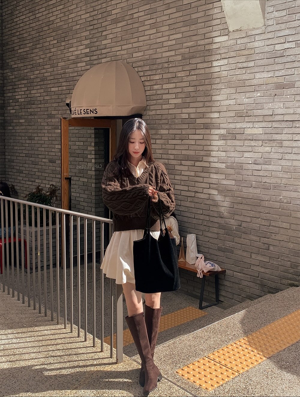 5 m&oacute;n phụ kiện mix với v&aacute;y sẽ tăng gấp 10 lần độ sang chảnh, rất cần khi l&ecirc;n đồ du xu&acirc;n- Ảnh 9.