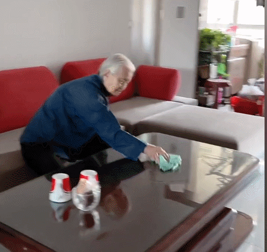 Cụ b&agrave; 95 tuổi sống một m&igrave;nh kh&ocirc;ng phiền con ch&aacute;u: Nh&agrave; sạch tinh tươm khiến h&agrave;ng triệu người nể phục- Ảnh 10.