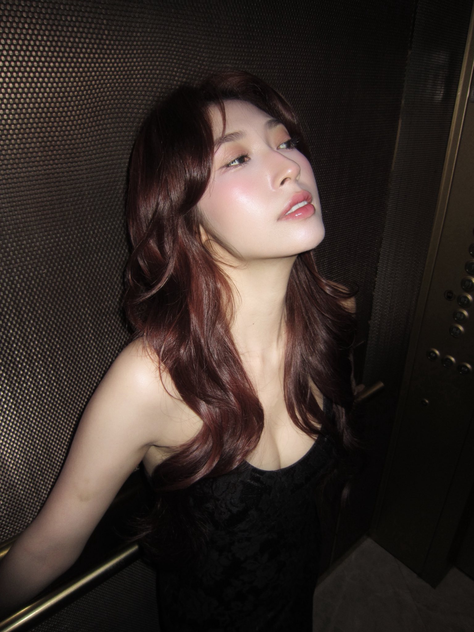 Không tin được Vbiz có mỹ nhân giữ nhan sắc đỉnh thế này, hơn 15 năm mà ngày càng trẻ ra mới tài!- Ảnh 8. Không tin được Vbiz có mỹ nhân giữ nhan sắc đỉnh thế này, hơn 15 năm mà ngày càng trẻ ra mới tài!- Ảnh 8.