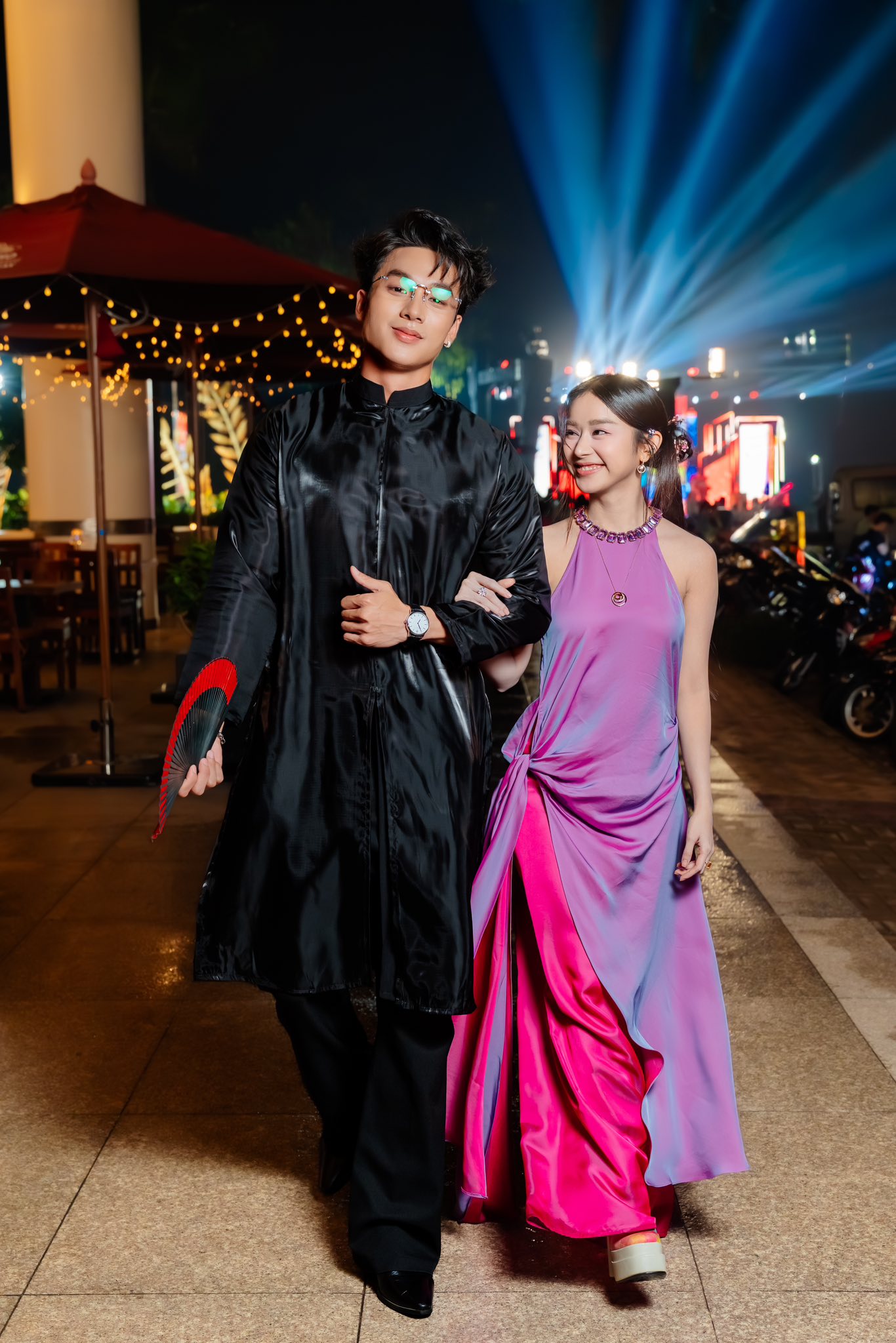 Mỹ nh&acirc;n Việt cao hơn 1m50 bị nghi phim giả t&igrave;nh thật với nam vương "to cao như khủng long"- Ảnh 6.