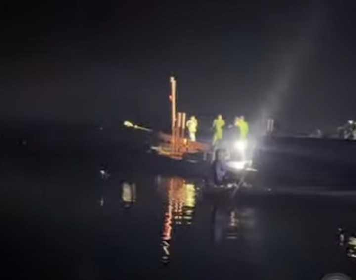 Danh t&iacute;nh 6 người mất t&iacute;ch sau vụ t&agrave;u kh&aacute;ch va chạm ph&agrave; chở đ&aacute; tr&ecirc;n hồ Th&aacute;c B&agrave;- Ảnh 1.