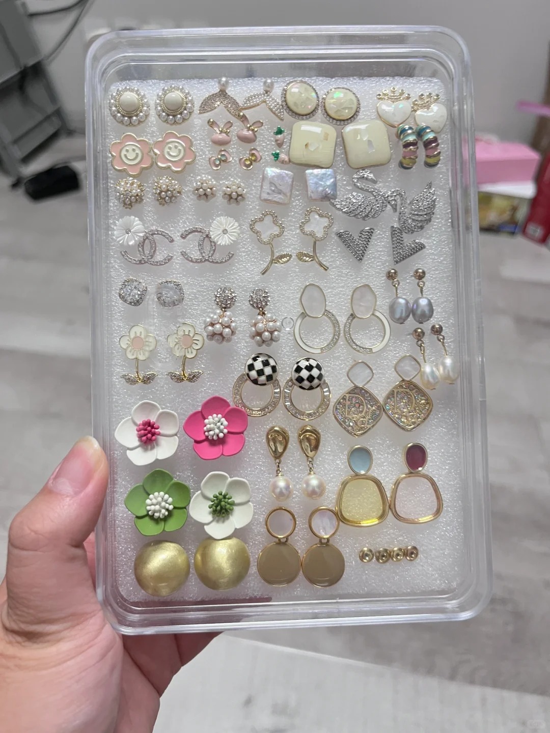 Mẹ kh&ocirc;ng mua hộp lưu trữ, vẫn giữ nh&agrave; ngăn nắp ho&agrave;n hảo: 12 mẹo tận dụng đồ cũ khiến t&ocirc;i thật sự nể phục- Ảnh 12.