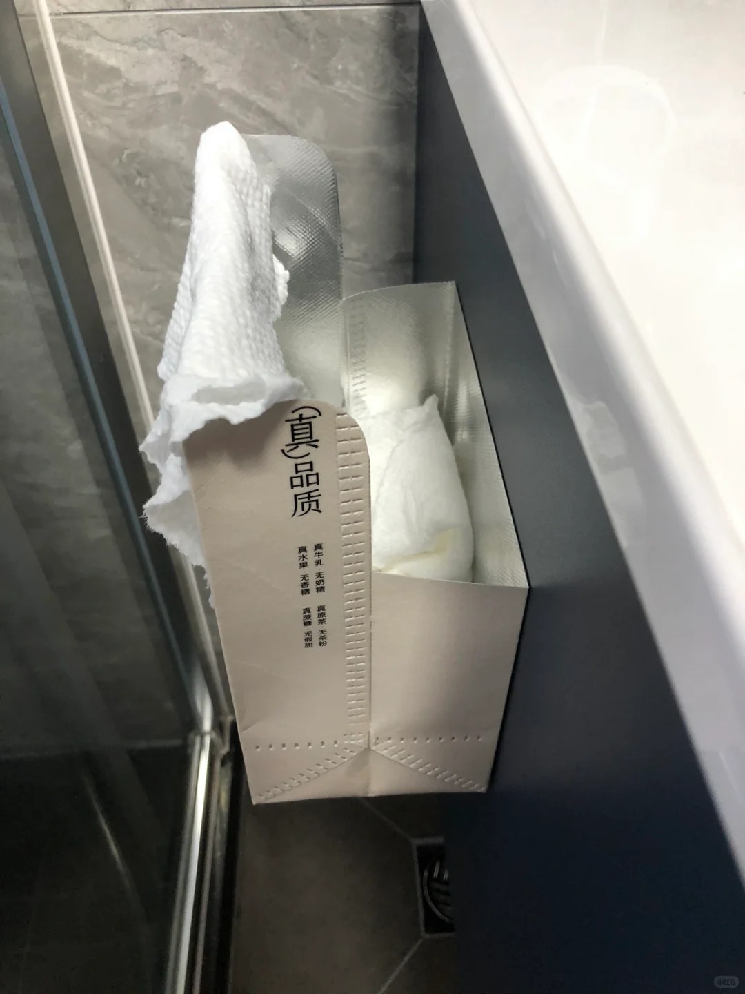 Mẹ kh&ocirc;ng mua hộp lưu trữ, vẫn giữ nh&agrave; ngăn nắp ho&agrave;n hảo: 12 mẹo tận dụng đồ cũ khiến t&ocirc;i thật sự nể phục- Ảnh 6.