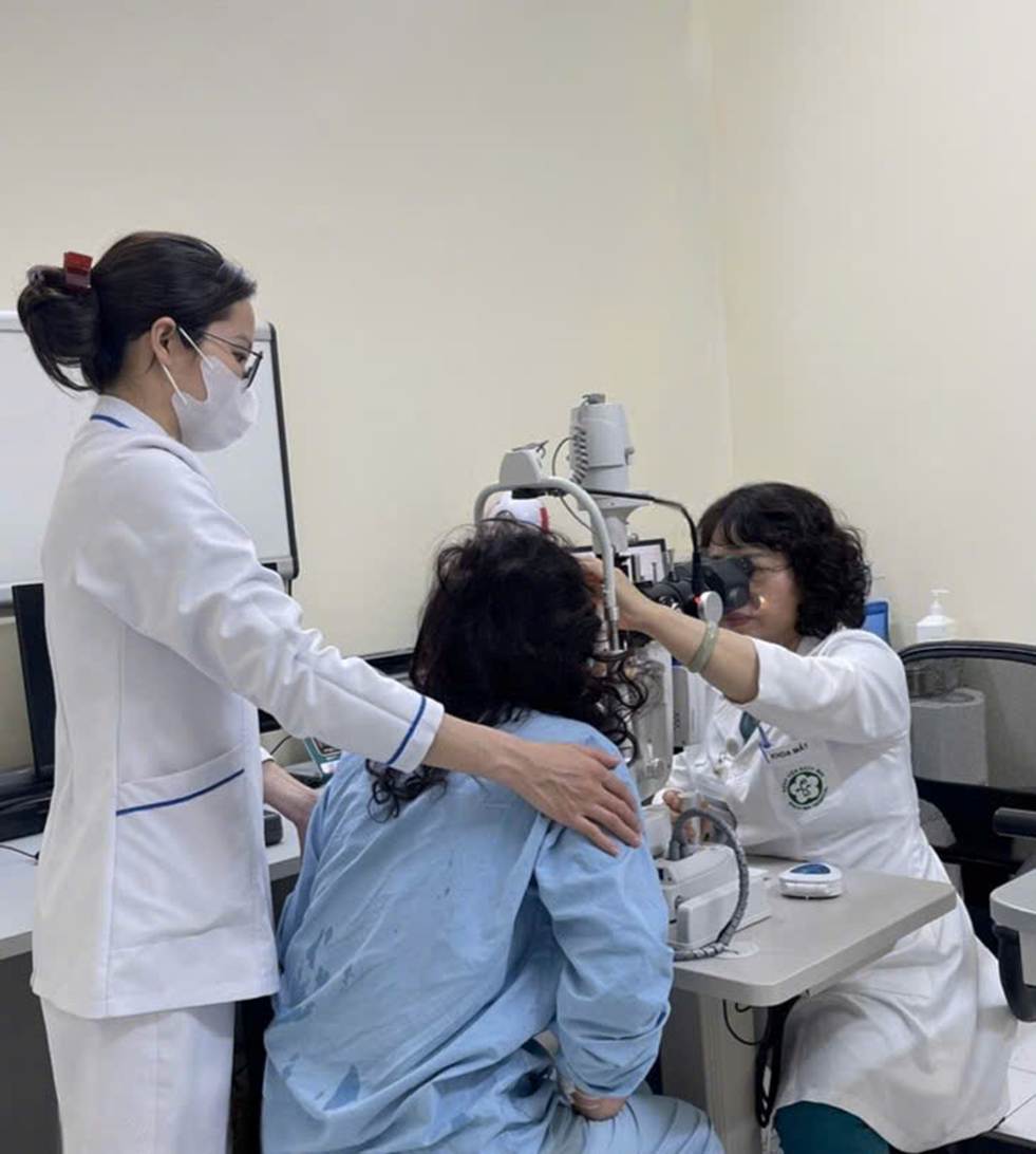 Bệnh viện Bạch Mai cảnh b&aacute;o 1 t&igrave;nh trạng bệnh ở mắt tăng vọt ngay trong 3 ng&agrave;y đầu năm 2026- Ảnh 3.