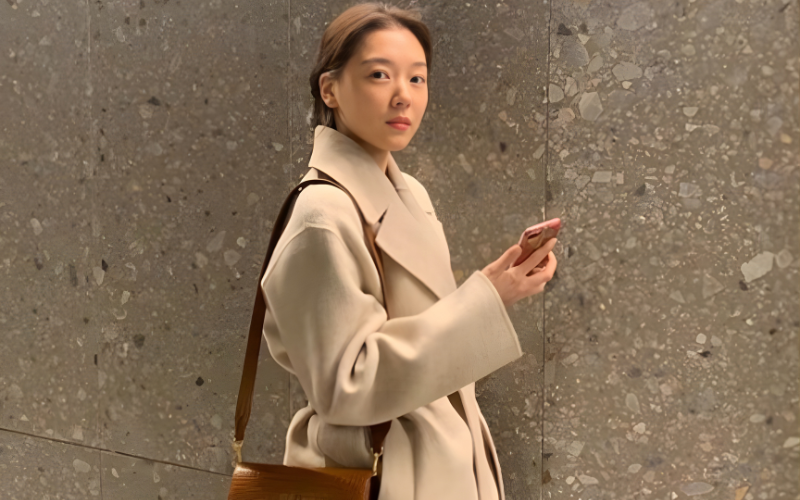 Khoảng c&aacute;ch giữa &ldquo;người c&oacute; tiền&rdquo; v&agrave; &ldquo;người gi&agrave;u&rdquo;- Ảnh 1.