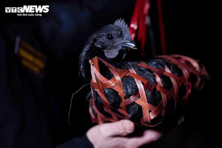 Kh&aacute;m ph&aacute; chợ &acirc;m dương độc đ&aacute;o, họp duy nhất mỗi năm 1 lần l&uacute;c nửa đ&ecirc;m- Ảnh 15.