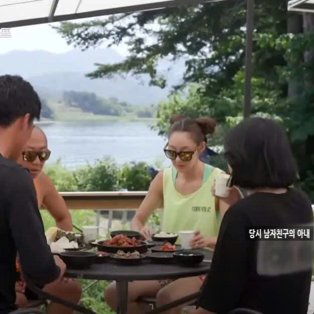 Drama sốc: Nữ diễn vi&ecirc;n đ&igrave;nh đ&aacute;m bị tố sống chung nh&agrave; ch&iacute;nh thất rồi cướp chồng, b&agrave; cả l&ecirc;n truyền h&igrave;nh tuy&ecirc;n bố n&oacute;ng- Ảnh 2.