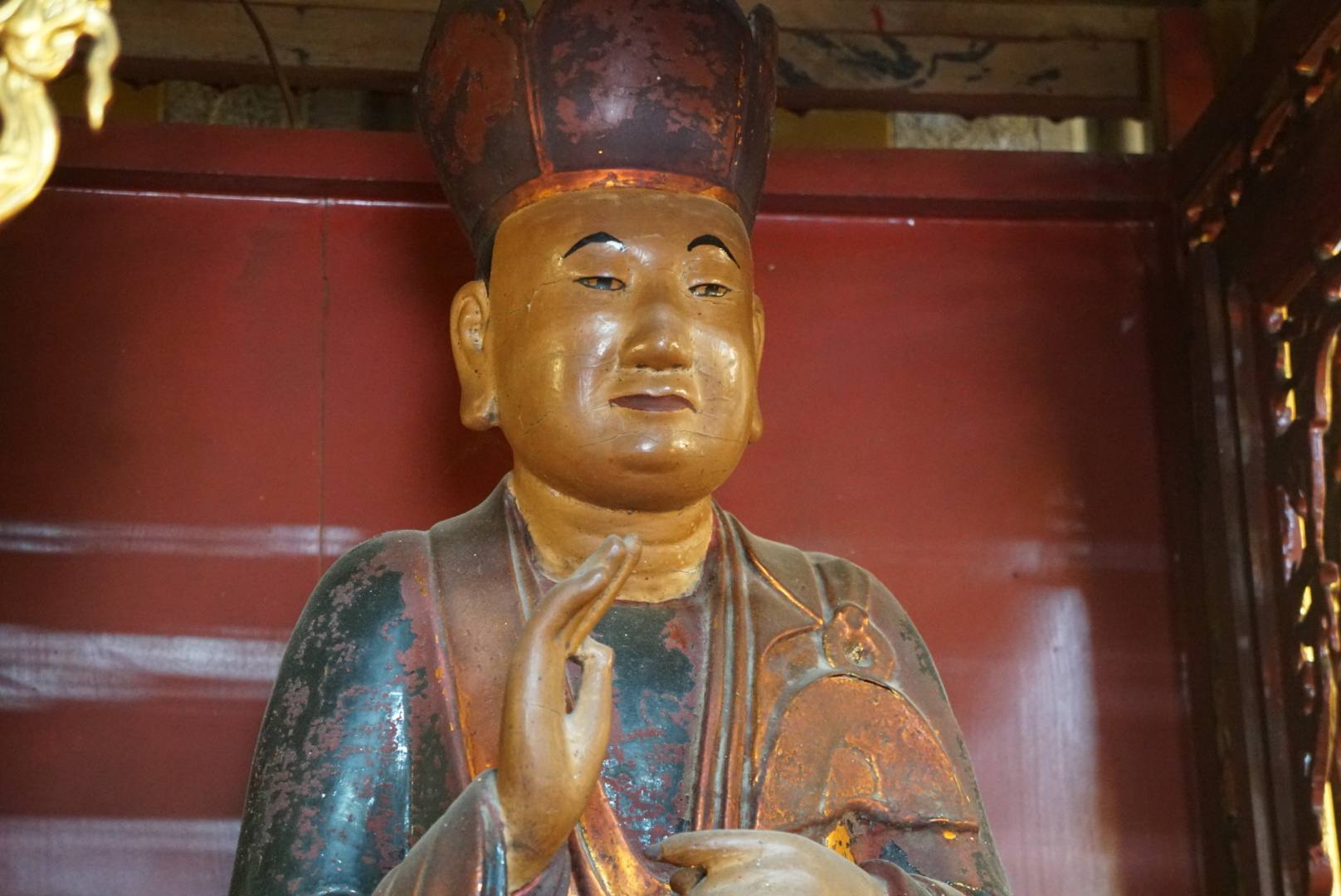 Ng&ocirc;i ch&ugrave;a nhiều chữ Vạn nhất Việt Nam- Ảnh 7.