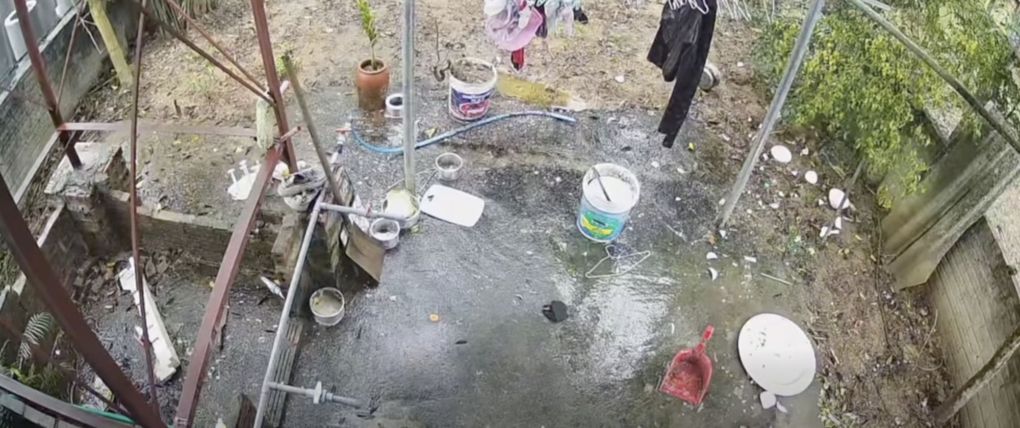 Đoạn clip đáng sợ nhất những ngày Tết: Ám ảnh tuổi thơ của hàng ngàn đứa trẻ là đây!- Ảnh 1. Đoạn clip đáng sợ nhất những ngày Tết: Ám ảnh tuổi thơ của hàng ngàn đứa trẻ là đây!- Ảnh 1.