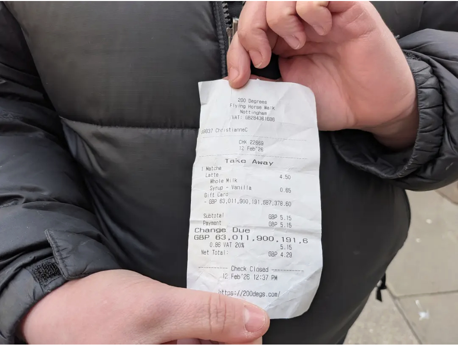 Quẹt thẻ mua matcha latte, c&ocirc; g&aacute;i 29 tuổi bỗng th&agrave;nh &ldquo;người gi&agrave;u nhất thế giới&rdquo;: T&agrave;i sản vượt xa Elon Musk, gấp 22.500 lần quy m&ocirc; kinh tế Anh- Ảnh 2.