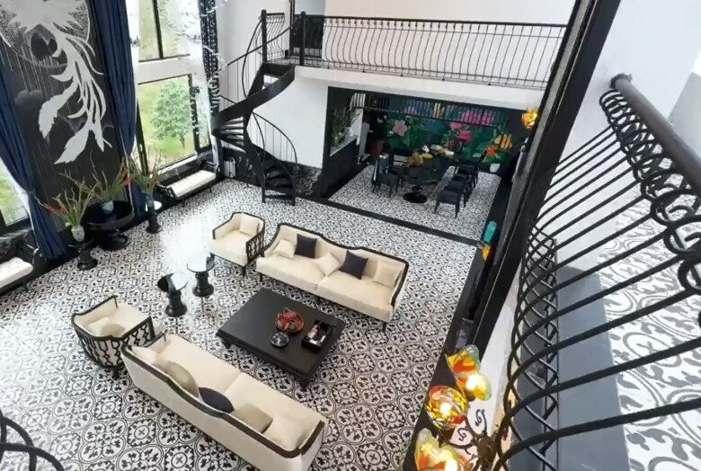 Nữ NSND trẻ nhất Việt Nam đ&oacute;n Tết rực rỡ trong biệt phủ 8000m&sup2;- Ảnh 10.