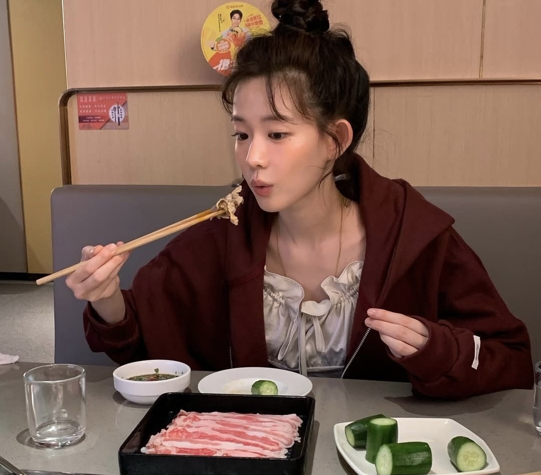 7 điều phụ nữ sau tuổi 30 PHẢI L&Agrave;M để chống lại l&atilde;o ho&aacute;: Tết thức khuya, ăn bừa b&atilde;i c&agrave;ng kh&ocirc;ng được lười!- Ảnh 1.