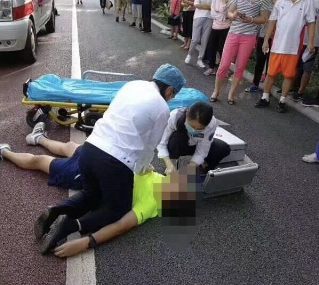 Nam kế toán ngã quỵ khi đang chạy bộ, phát hiện suy thận nặng vì sống "healthy" nhưng uống cà phê kiểu này- Ảnh 1.