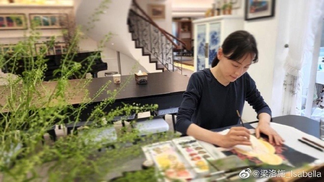 Ngọc nữ bị ruồng bỏ sau khi sinh 3 con trai nhận si&ecirc;u biệt thự, 199 tỷ tiền cấp dưỡng/năm từ đại gia- Ảnh 4.