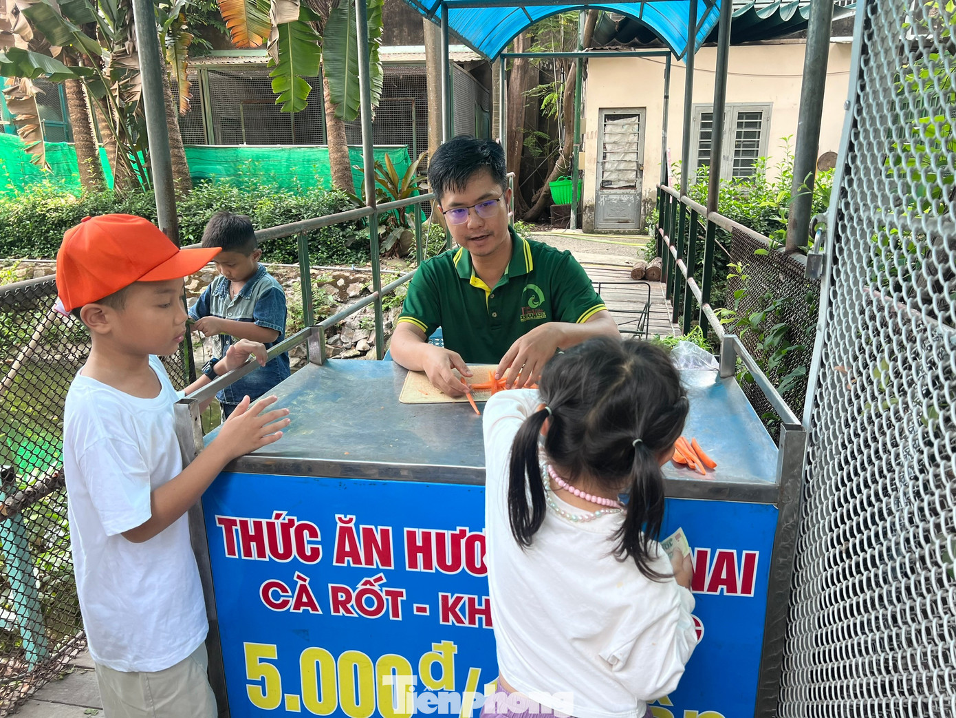 Thảo Cầm Vi&ecirc;n S&agrave;i G&ograve;n chật k&iacute;n người du xu&acirc;n- Ảnh 7.