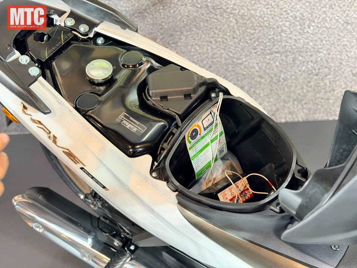 &Aacute;p lực ng&agrave;n c&acirc;n đ&egrave; l&ecirc;n Honda Việt Nam: Wave 110 2026 "m&aacute;c Th&aacute;i" chơi lớn với loạt c&ocirc;ng nghệ đỉnh cao- Ảnh 8.