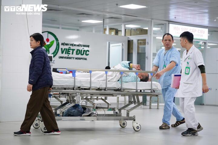 179 người nhập viện, 11 người chết do ph&aacute;o nổ trong 8 ng&agrave;y Tết Nguy&ecirc;n đ&aacute;n- Ảnh 1.