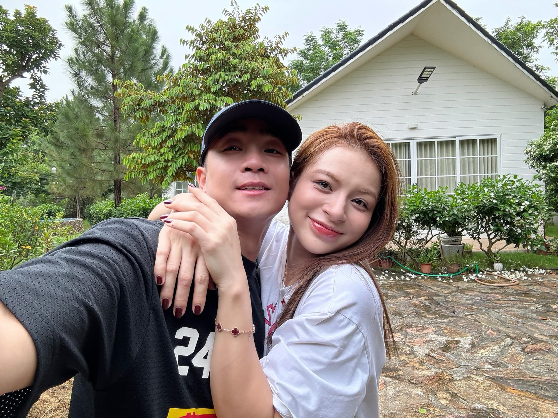 H&ocirc;n nh&acirc;n của Nam T&agrave;o trong Giời Ơi! M&igrave;nh Đi Đ&acirc;u Thế?: Từng đề nghị vợ một điều v&igrave; &aacute;p lực cuộc sống- Ảnh 6.