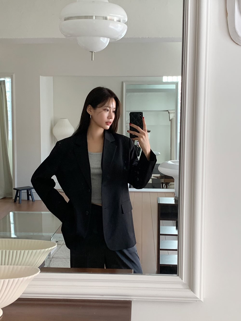 5 c&aacute;ch mix đồ cho người m&ecirc; quần d&agrave;i hơn v&aacute;y, ra Tết &aacute;p dụng lại c&agrave;ng đẹp- Ảnh 2.