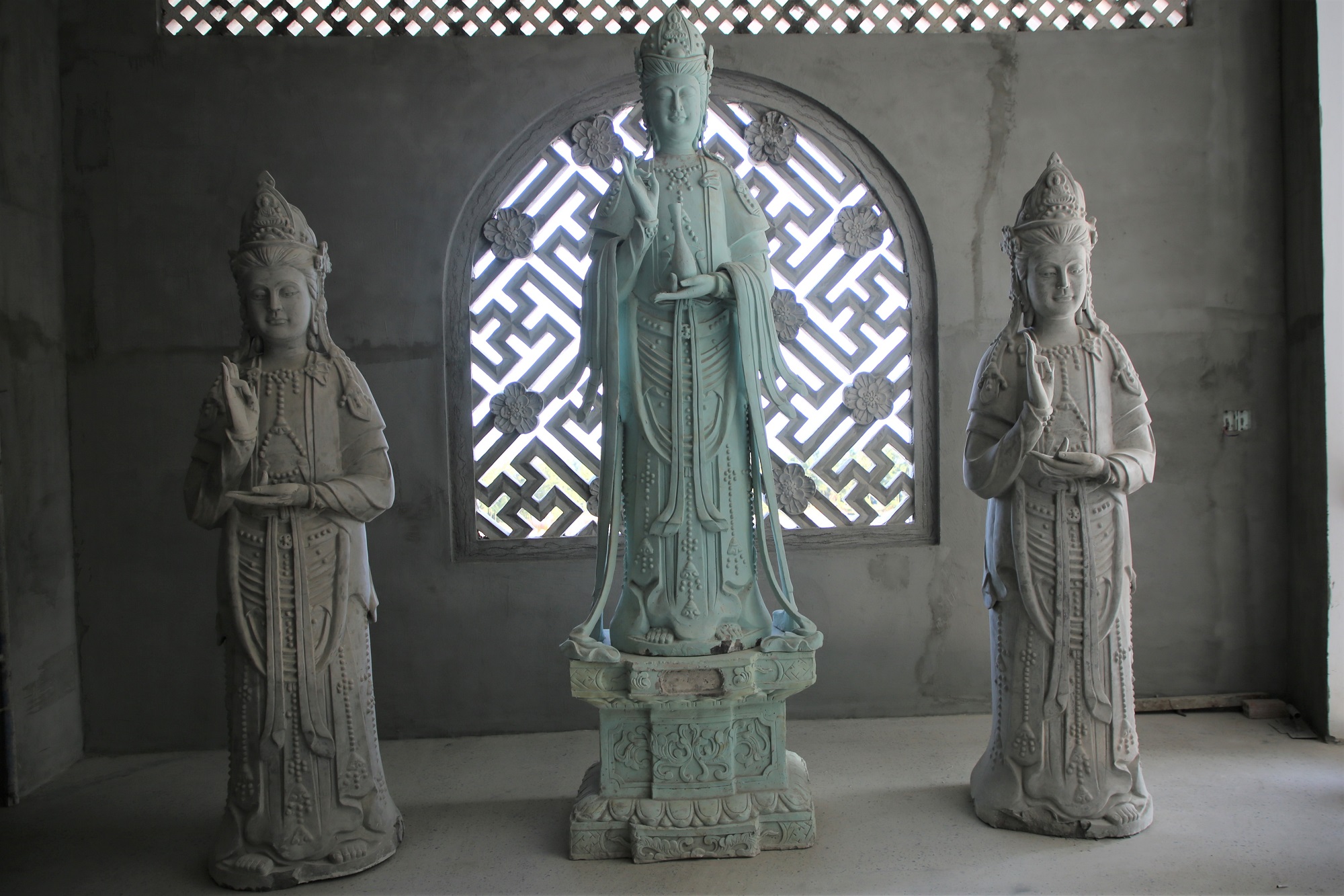 Cận cảnh ng&ocirc;i ch&ugrave;a c&oacute; tượng Quan &Acirc;m cao nhất Đ&ocirc;ng Nam &Aacute; ở Quảng Ng&atilde;i, từ đ&acirc;y c&oacute; thể nh&igrave;n thấy cả đảo L&yacute; Sơn- Ảnh 14.