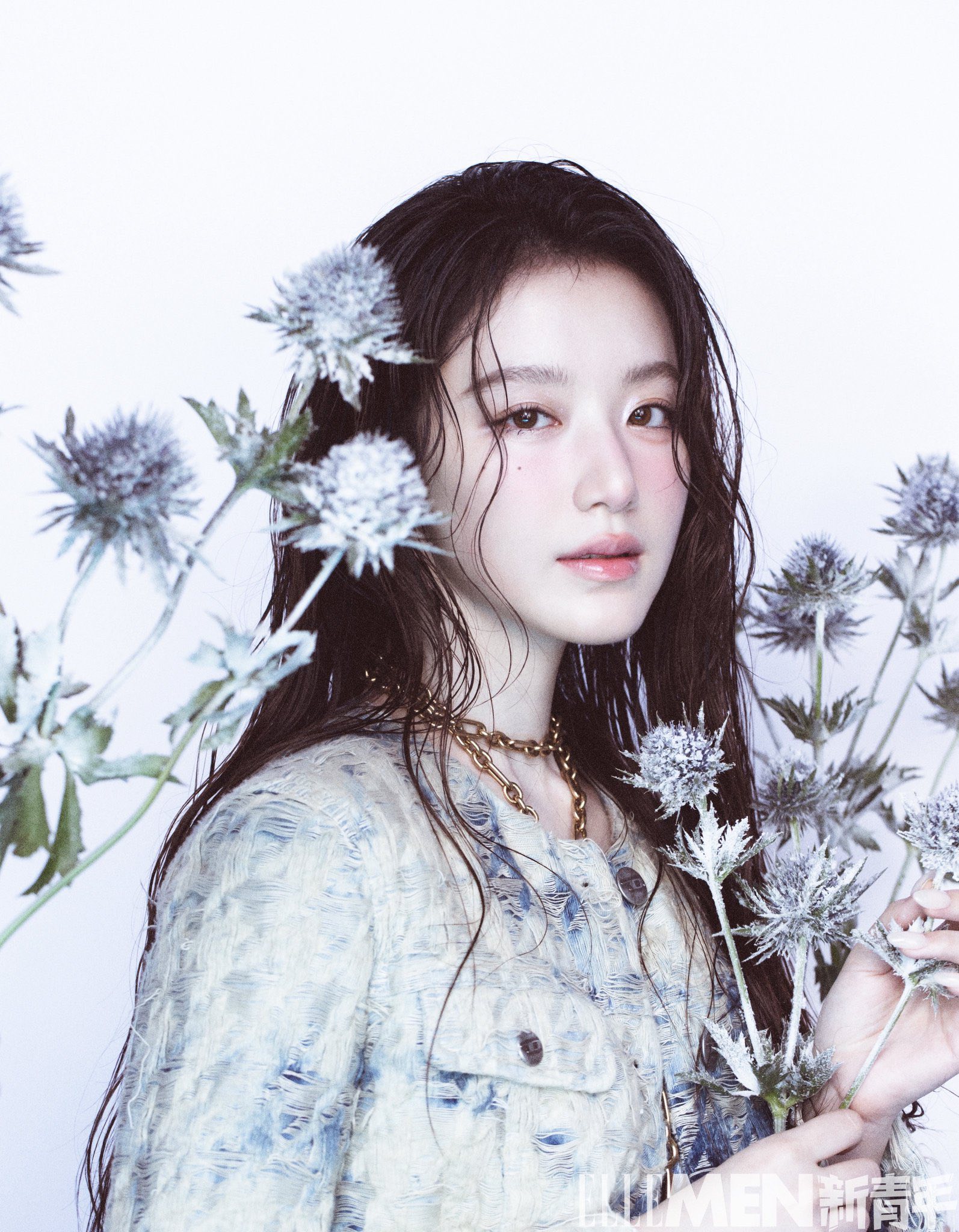 Mỹ nh&acirc;n đi h&aacute;t 8 năm vẫn l&agrave; b&igrave;nh hoa di động: Bị ch&ecirc; live dở - nhảy ch&aacute;n, ri&ecirc;ng nhan sắc l&agrave; ngoại lệ kh&ocirc;ng thể c&atilde;i- Ảnh 9.