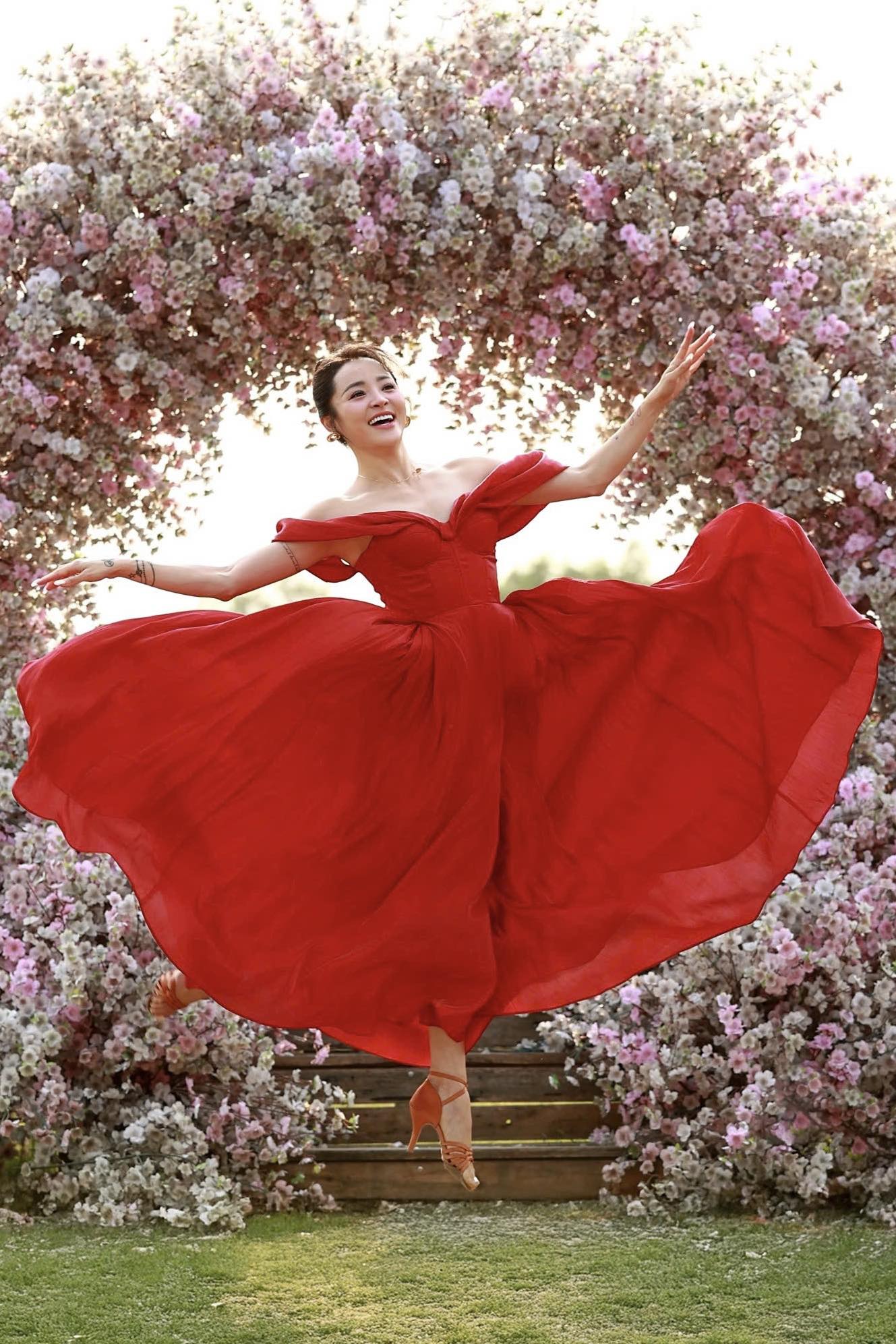 Ngắm nhan sắc rạng rỡ của kiện tướng Đặng Thu Hương - bạn nhảy c&ugrave;ng Phan Hiển gi&agrave;nh 3 HCV SEA Games- Ảnh 4.