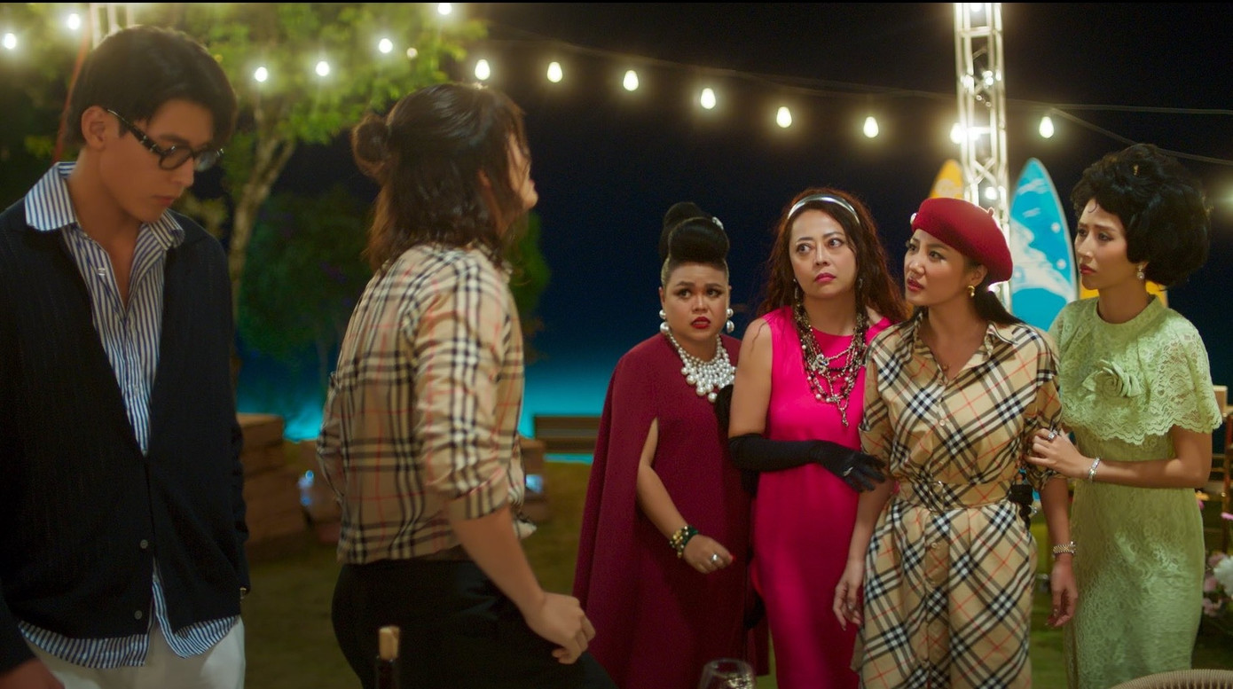 Tranh luận phim Trấn Th&agrave;nh chửi tục qu&aacute; nhiều- Ảnh 2.